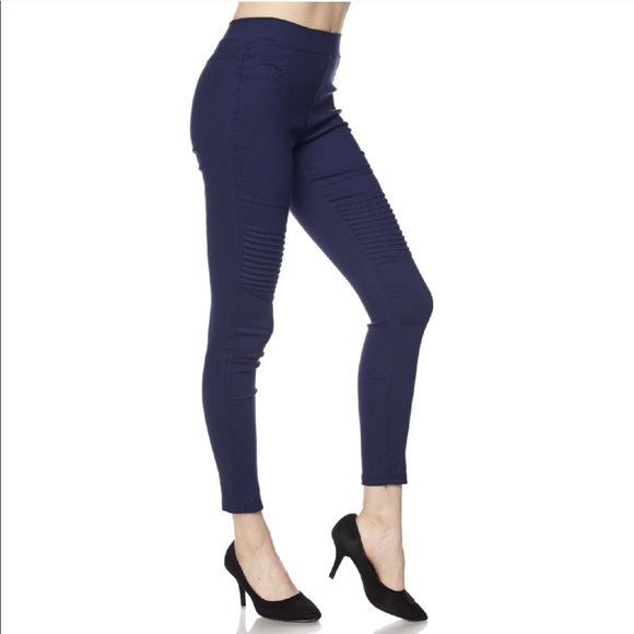Plus Size Moto Jeggings - Picture 3 of 5